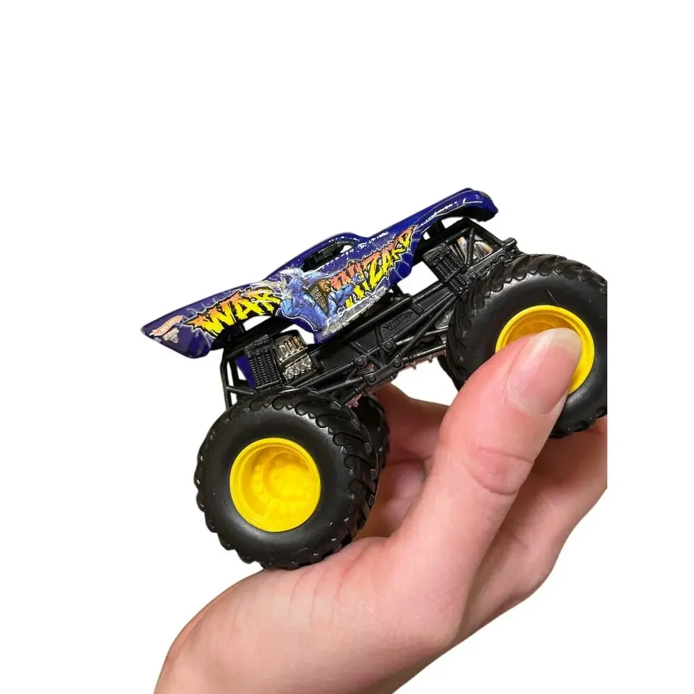 Hot Wheels Monster Jam War Wizard Truck
